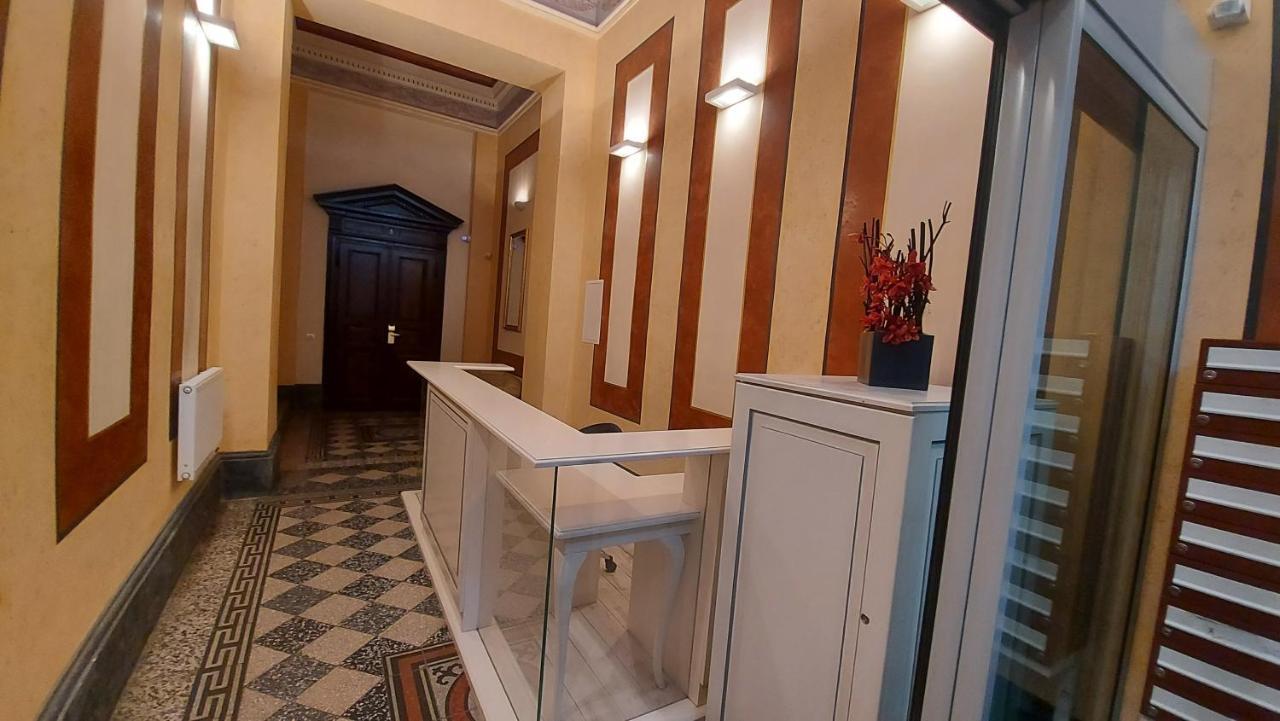 Quiet Apartment In Prague Center エクステリア 写真